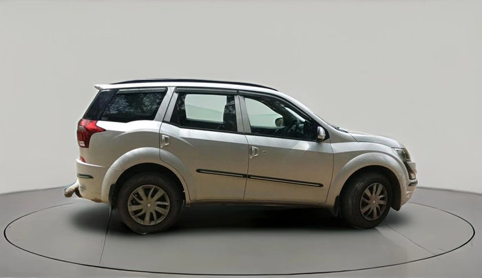 2019 Mahindra XUV500 W5, Diesel, Manual, 42,950 km, exterior