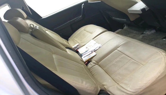 2019 Mahindra XUV500 W5, Diesel, Manual, 42,950 km, interior