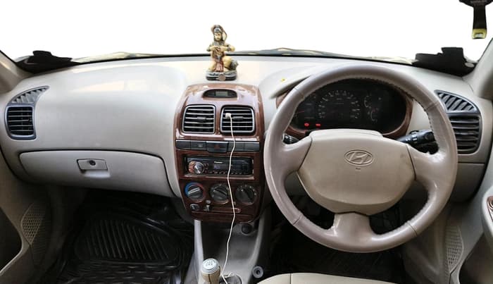 2011 Hyundai Accent EXECUTIVE, CNG, Manual, 1,56,860 km, interior