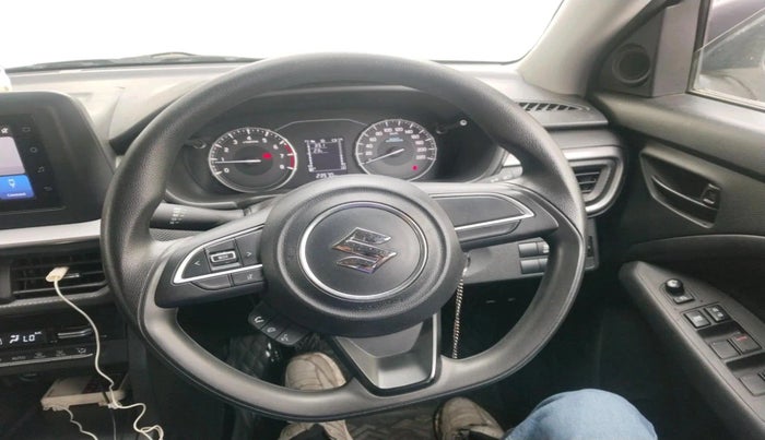 2023 Maruti BREZZA VXI SMART HYBRID, Petrol, Manual, 23,570 km, interior