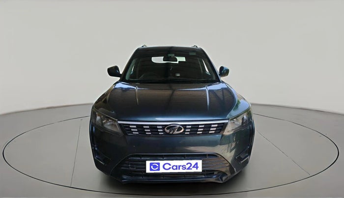 2020 Mahindra XUV300 W6 1.2 PETROL, Petrol, Manual, 51,004 km, exterior