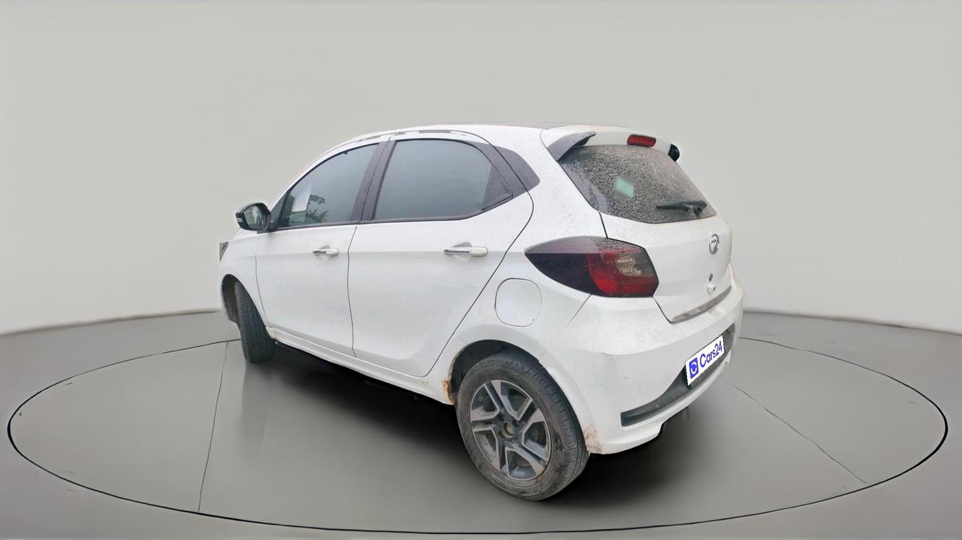 2022 Tata Tiago XZ PLUS CNG, CNG, Manual, 96,864 km, exterior