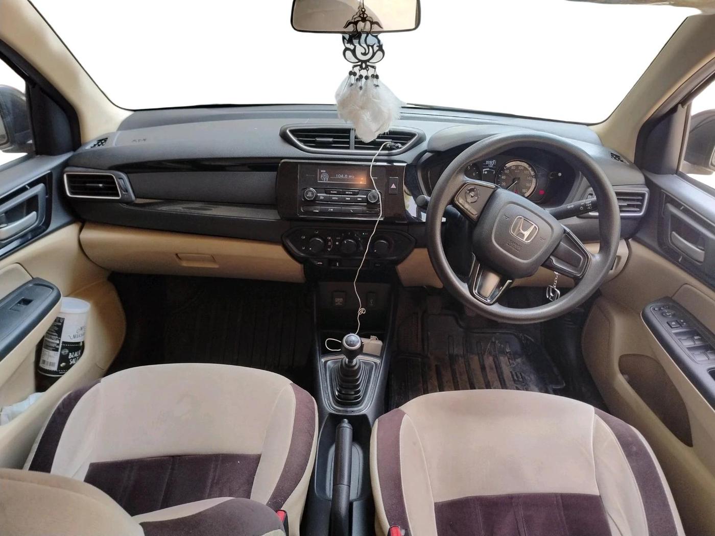 2018 Honda Amaze 1.2L I-VTEC S, Petrol, Manual, 60,086 km, interior