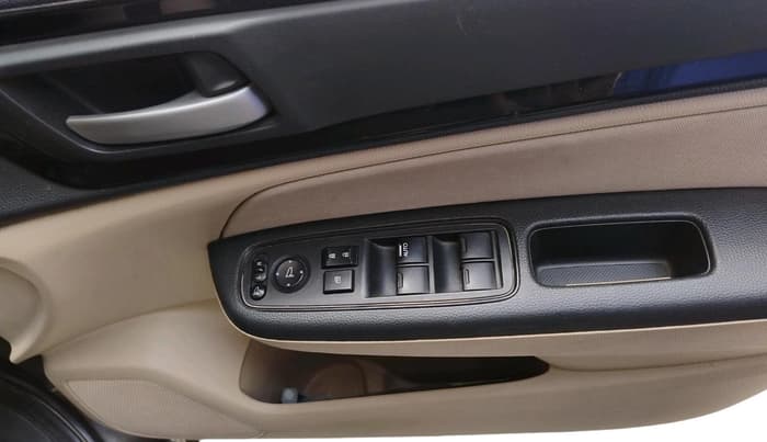 2018 Honda Amaze 1.2L I-VTEC S, Petrol, Manual, 60,086 km, interior