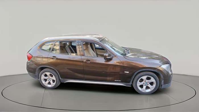 2011 BMW X1 SDRIVE 18I, Petrol, Automatic, 52,357 km, exterior