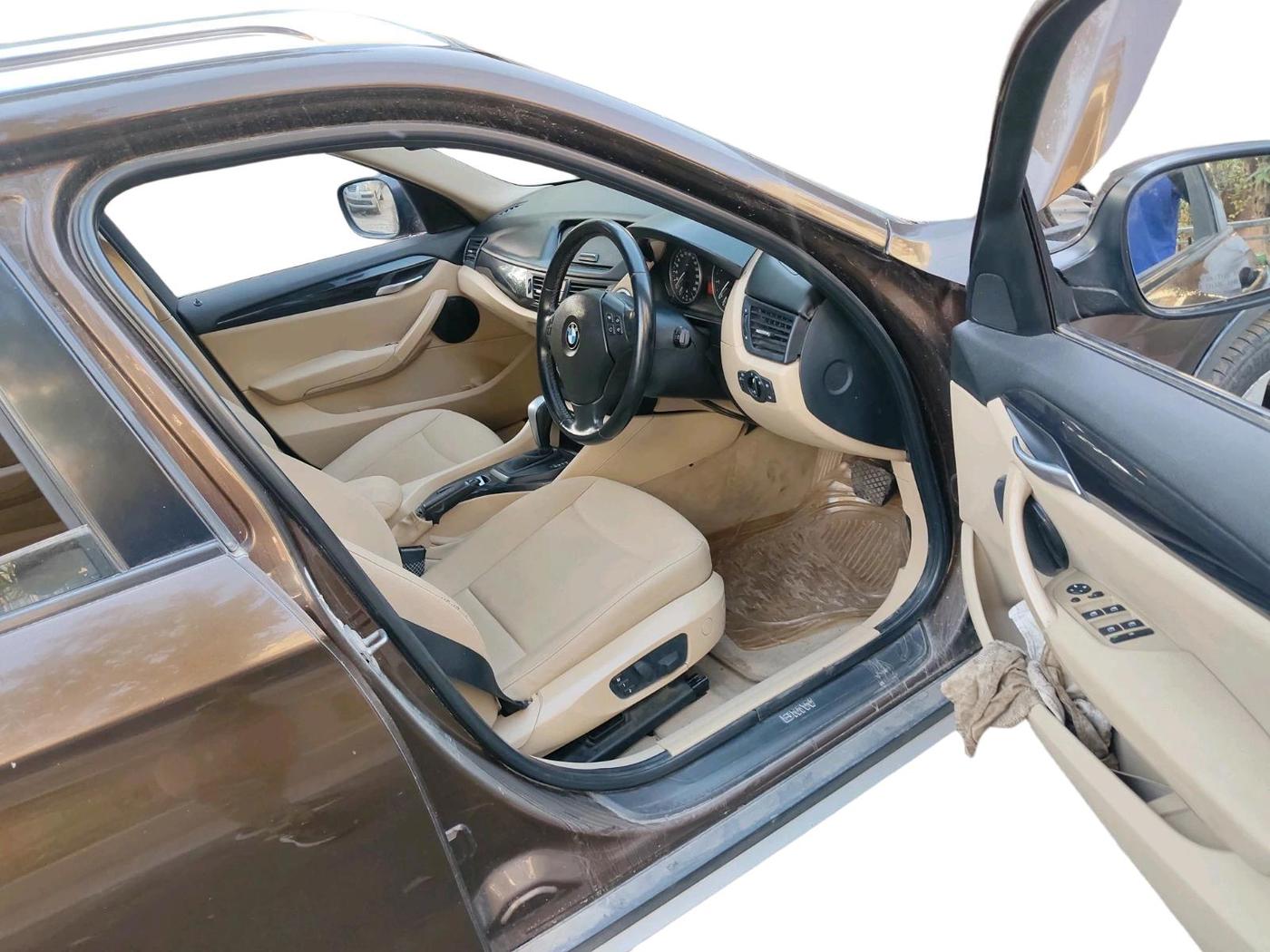 2011 BMW X1 SDRIVE 18I, Petrol, Automatic, 52,357 km, interior