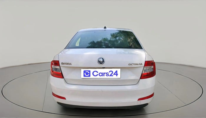 2016 Skoda Octavia 2.0 TDI CR AMBITION AT, Diesel, Automatic, 2,22,935 km, exterior