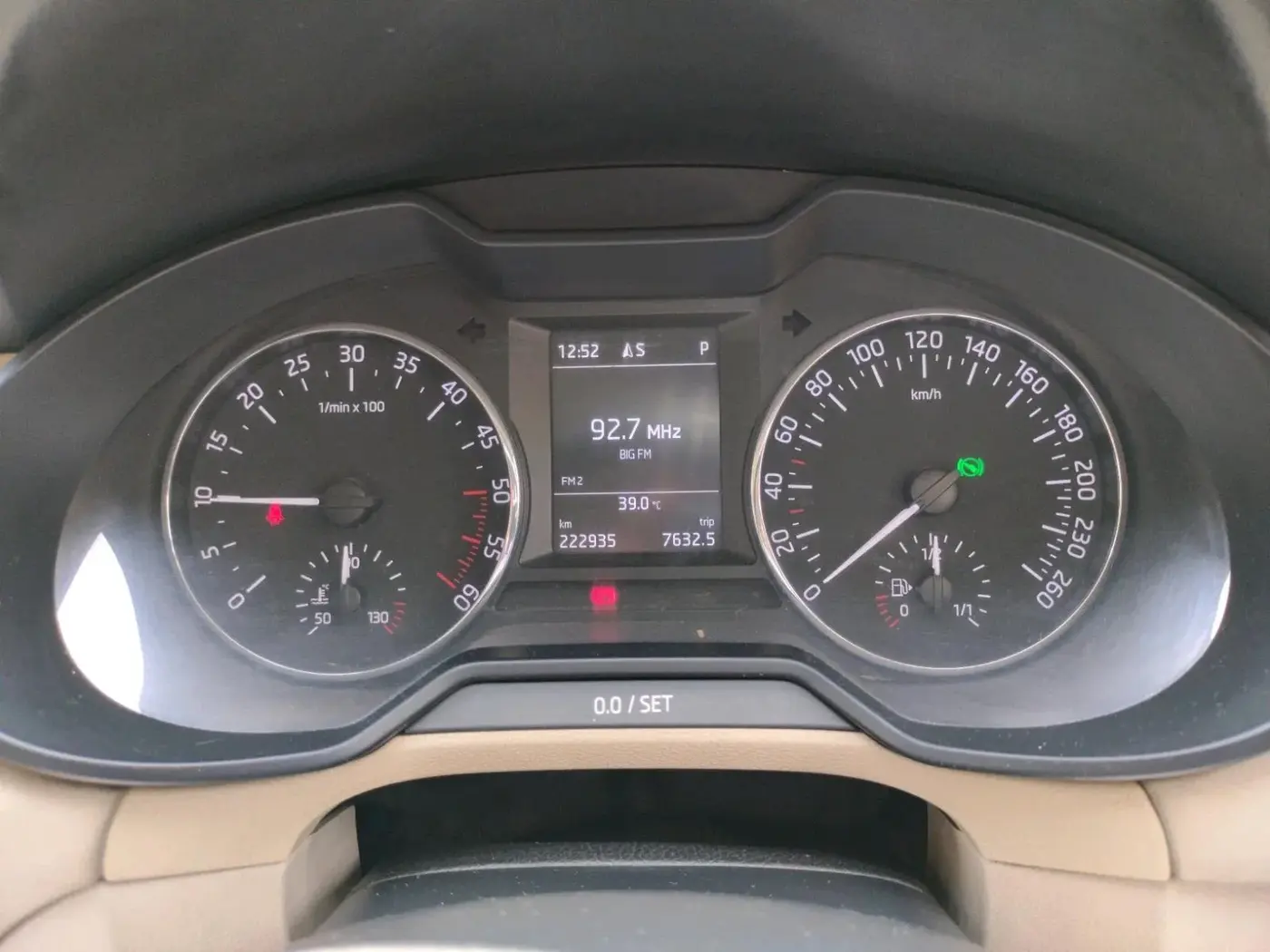 2016 Skoda Octavia 2.0 TDI CR AMBITION AT, Diesel, Automatic, 2,22,935 km, interior