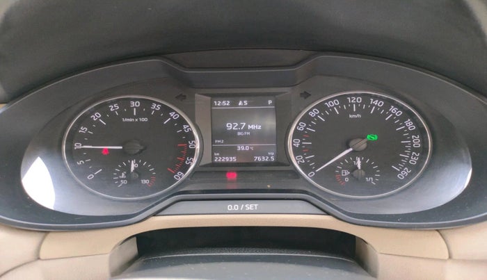 2016 Skoda Octavia 2.0 TDI CR AMBITION AT, Diesel, Automatic, 2,22,935 km, interior