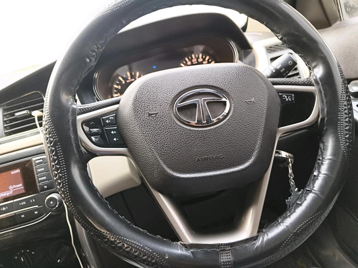 2017 Tata Zest XMS PETROL, Petrol, Manual, 95,286 km, interior