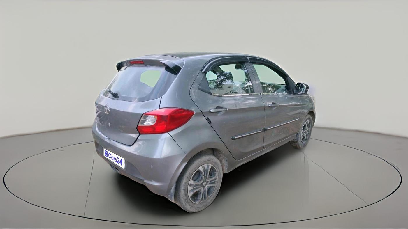 2019 Tata Tiago XZ PETROL, CNG, Manual, 64,946 km, exterior
