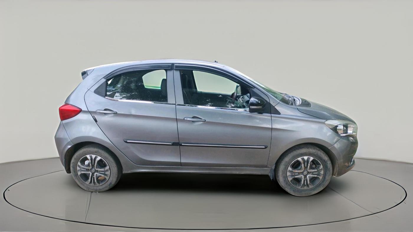 2019 Tata Tiago XZ PETROL, CNG, Manual, 64,946 km, exterior