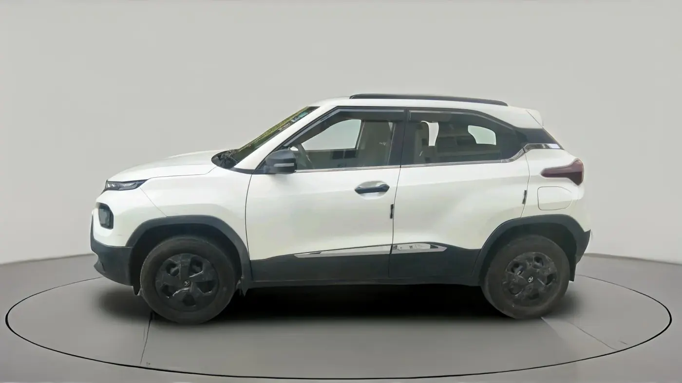 2025 Tata PUNCH PURE MT, Petrol, Manual, 16,486 km, exterior