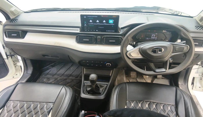 2025 Tata PUNCH PURE MT, Petrol, Manual, 16,486 km, interior