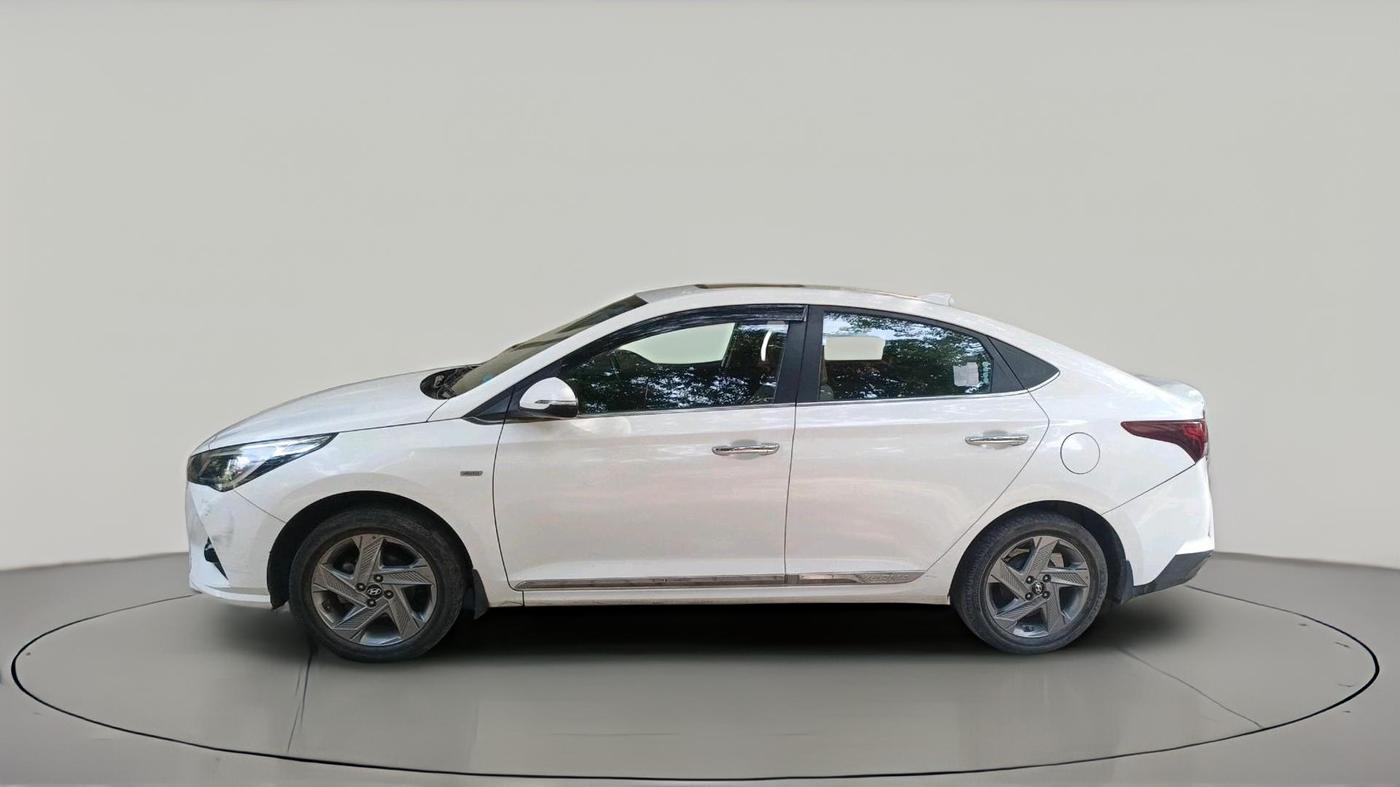 2022 Hyundai Verna SX 1.5 VTVT IVT, Petrol, Automatic, 82,531 km, exterior