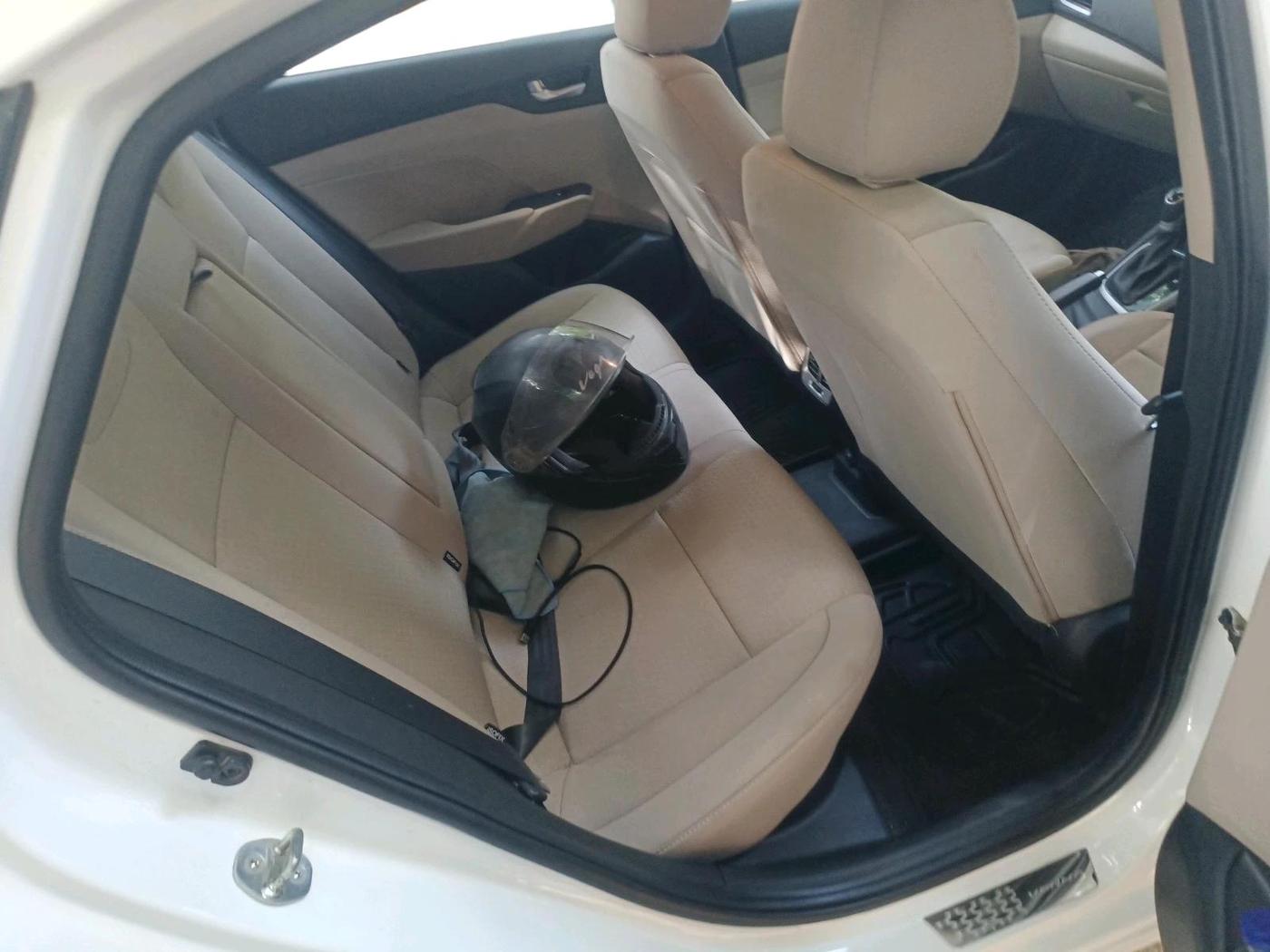 2022 Hyundai Verna SX 1.5 VTVT IVT, Petrol, Automatic, 82,531 km, interior