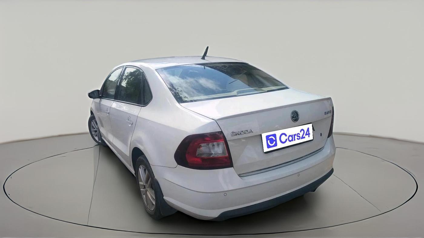 2018 Skoda Rapid STYLE 1.5 TDI AT, Diesel, Automatic, 1,02,726 km, exterior