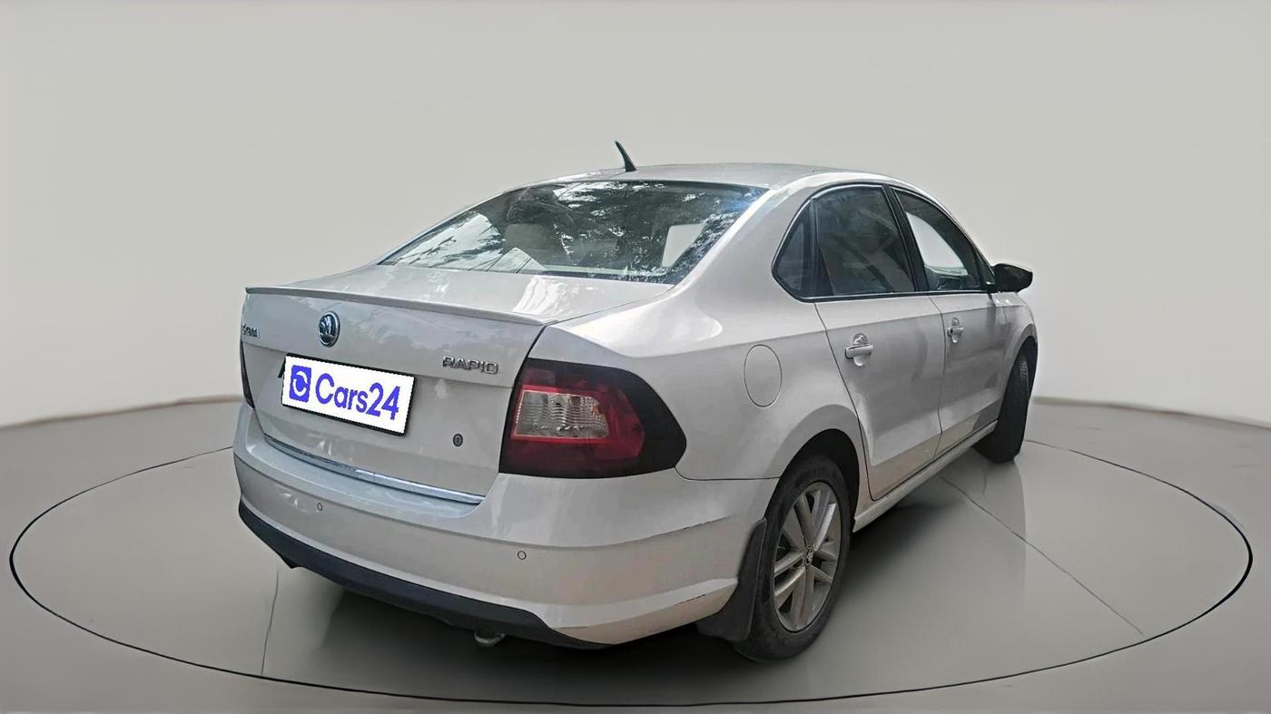 2018 Skoda Rapid STYLE 1.5 TDI AT, Diesel, Automatic, 1,02,726 km, exterior