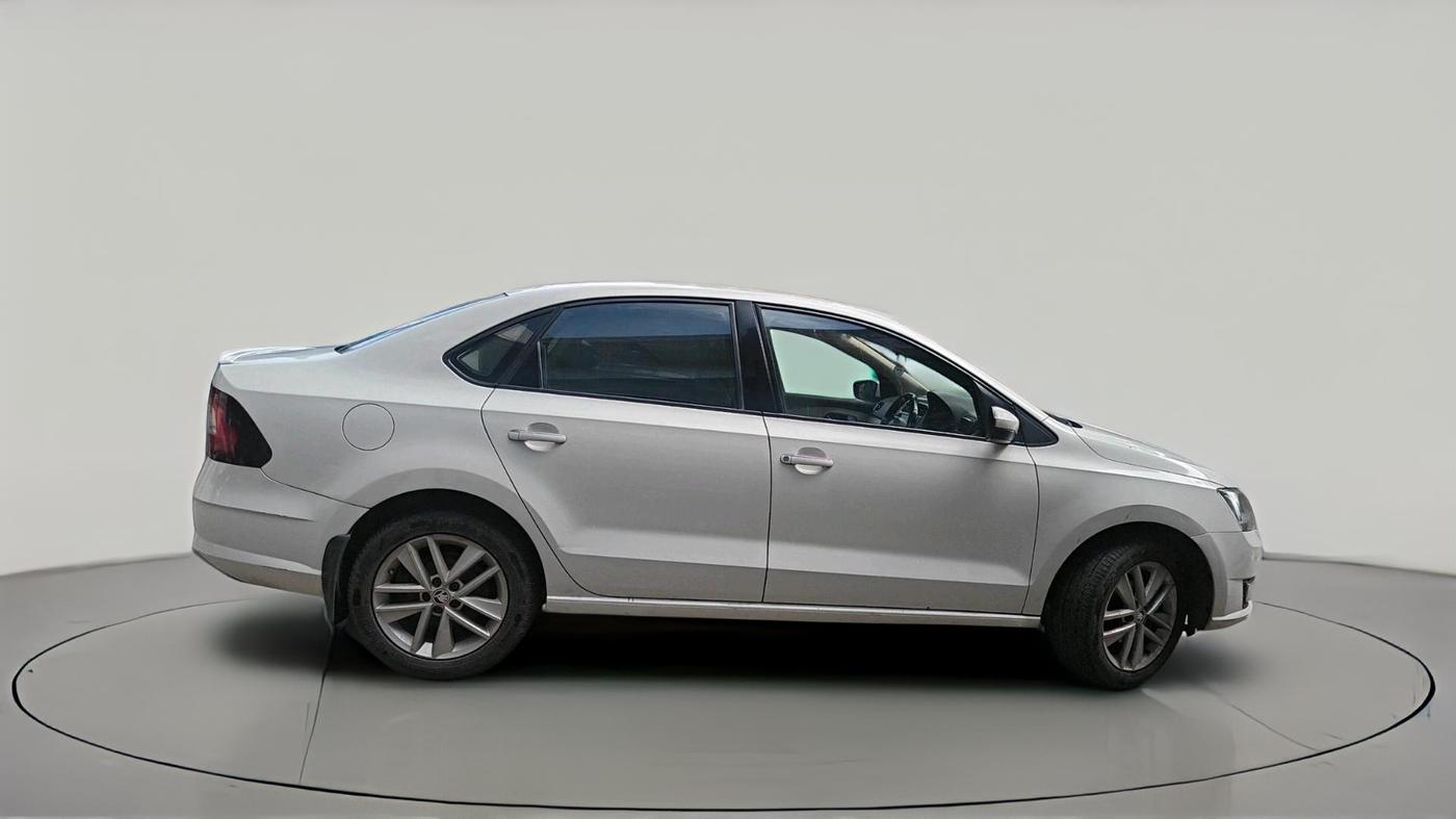 2018 Skoda Rapid STYLE 1.5 TDI AT, Diesel, Automatic, 1,02,726 km, exterior