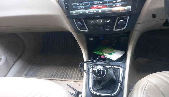 2020 Maruti Ciaz DELTA 1.5 SHVS MT PETROL, Petrol, Manual, 25,973 km, interior