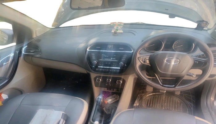2018 Tata Tiago XZ PETROL, Petrol, Manual, 52,447 km, interior