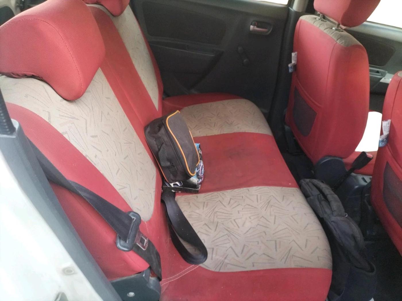 2012 Maruti Wagon R 1.0 LXI, Petrol, Manual, 77,299 km, interior