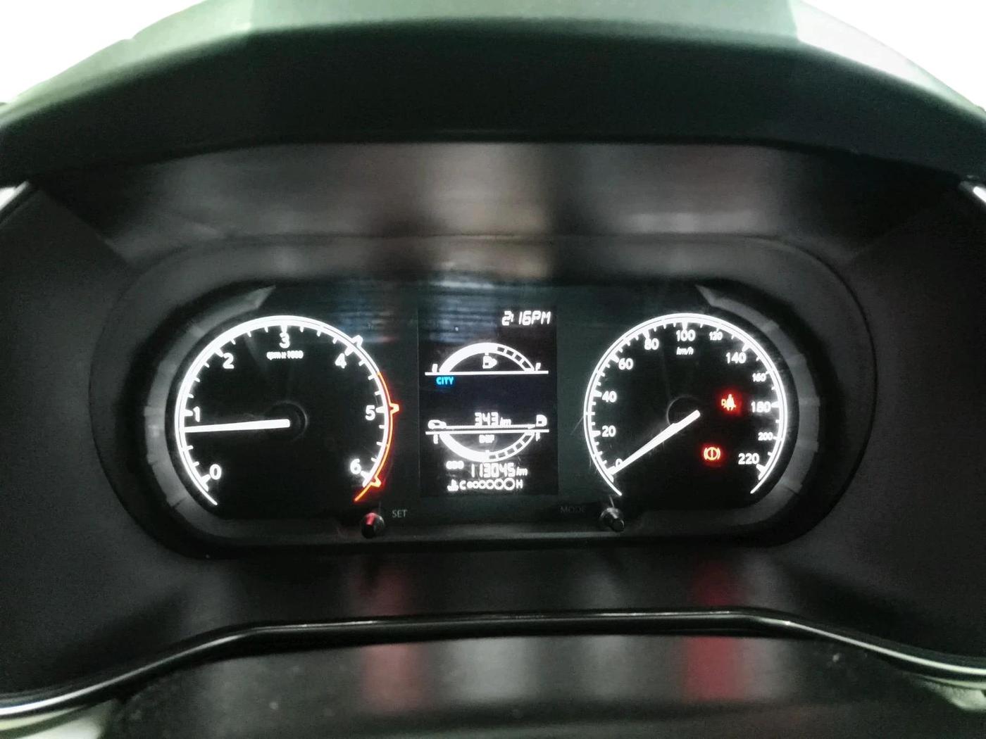 2022 Tata Harrier XT PLUS 2.0L KRYOTEC, Diesel, Manual, 1,13,045 km, interior