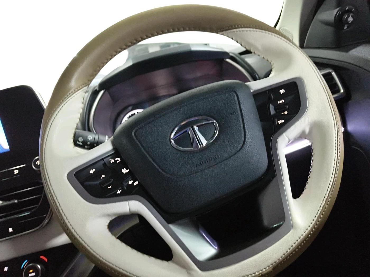 2022 Tata Harrier XT PLUS 2.0L KRYOTEC, Diesel, Manual, 1,13,045 km, interior