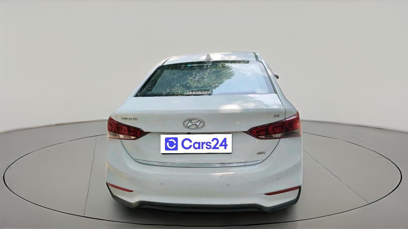 2018 Hyundai Verna 1.6 VTVT SX O, Petrol, Manual, 61,348 km, exterior