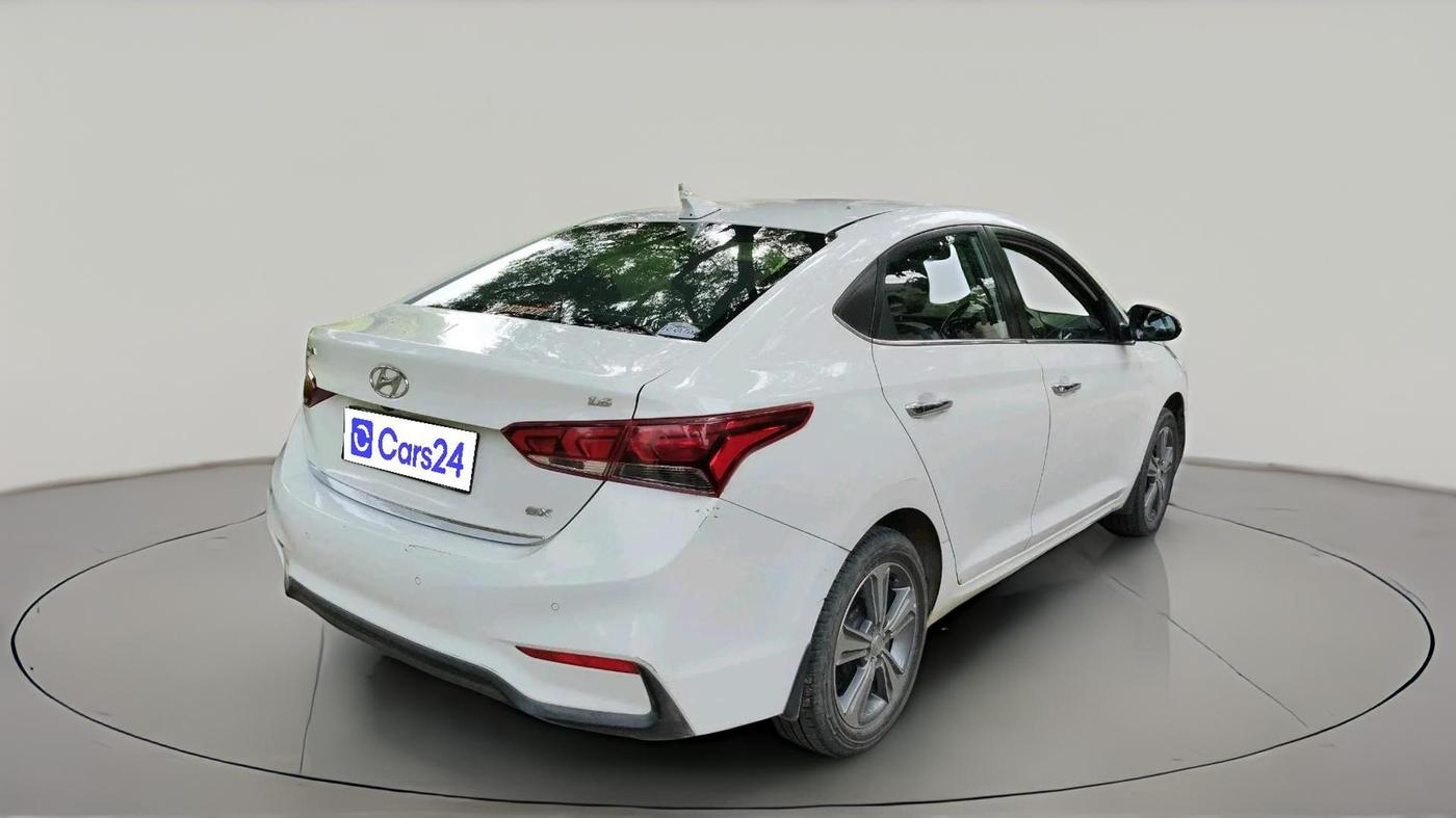2018 Hyundai Verna 1.6 VTVT SX O, Petrol, Manual, 61,348 km, exterior