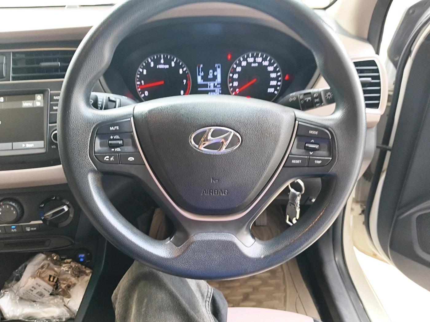 2019 Hyundai Elite i20 SPORTZ PLUS 1.2, Petrol, Manual, 68,342 km, interior