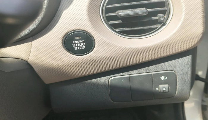 2014 Hyundai Grand i10 SPORTZ 1.2 KAPPA VTVT, Petrol, Manual, 74,846 km, interior