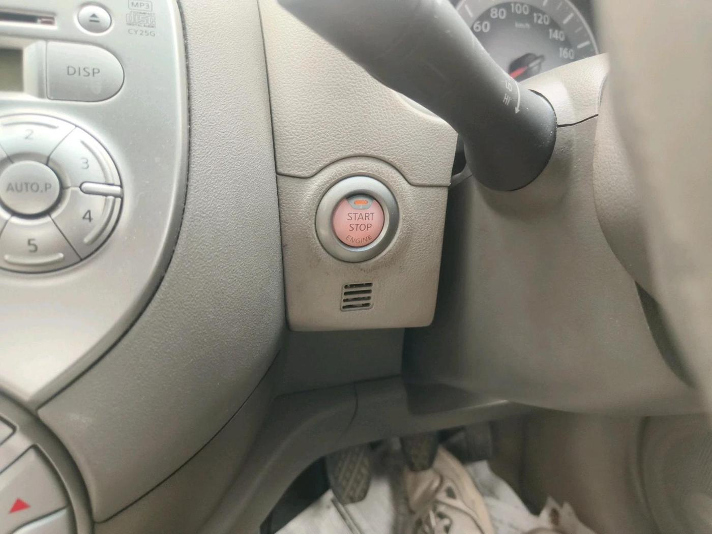 2011 Nissan Micra XV PETROL, Petrol, Manual, 68,594 km, interior