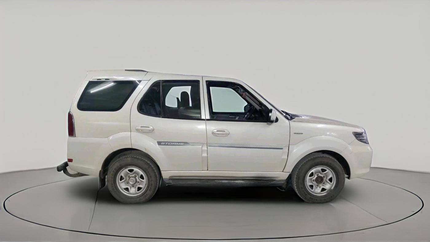 2017 Tata Safari Storme 2.2 EX 4X2, Diesel, Manual, 1,44,098 km, exterior