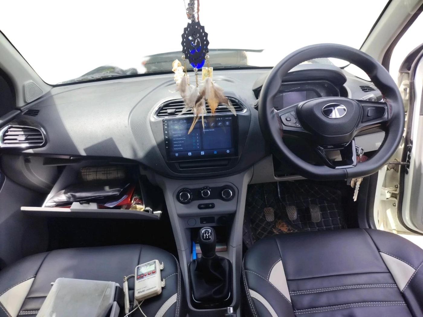 2024 Tata Tiago XT (O) PETROL, Petrol, Manual, 11,175 km, interior