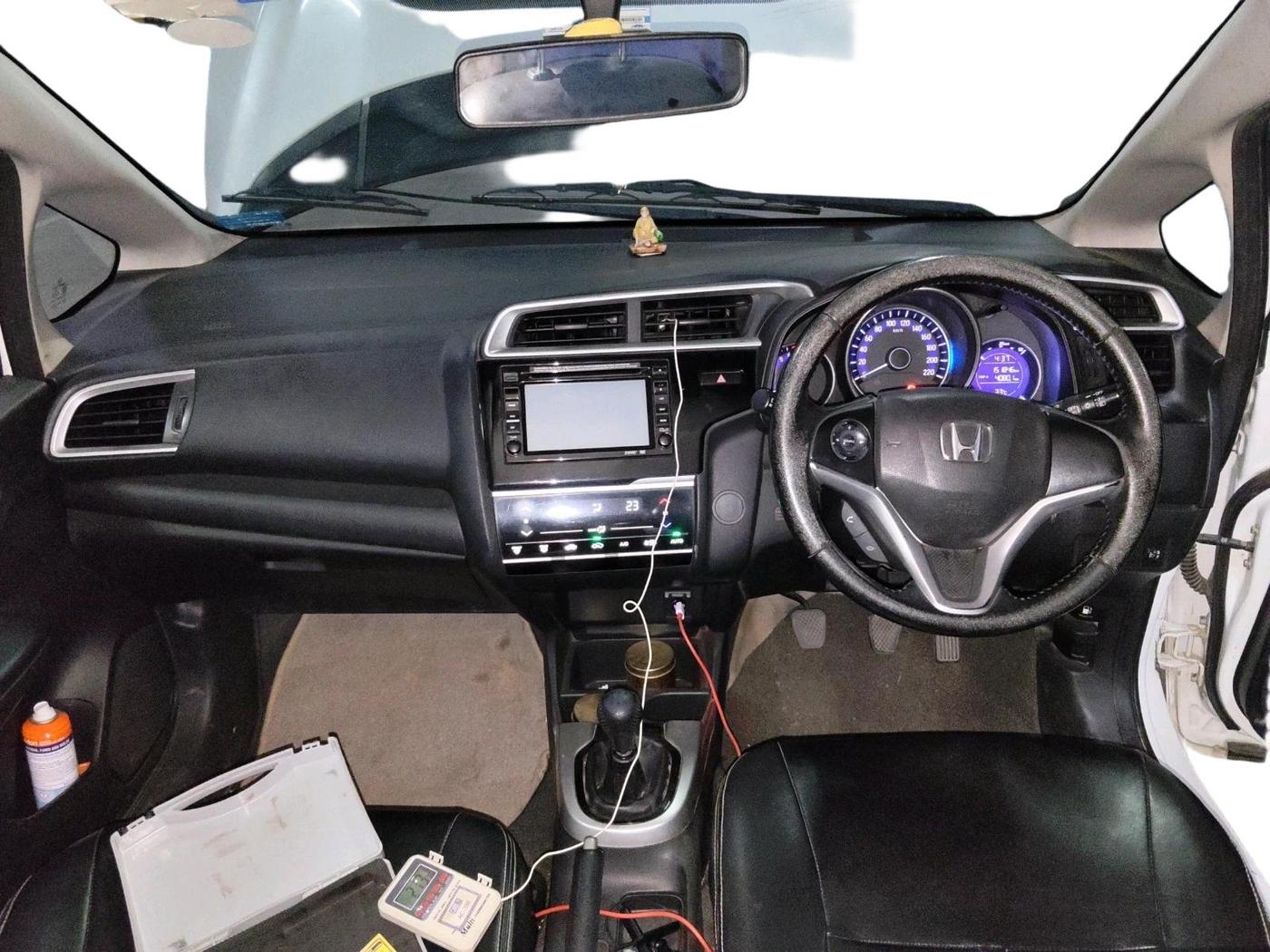 2016 Honda Jazz 1.2L I-VTEC VX, Petrol, Manual, 1,51,846 km, interior