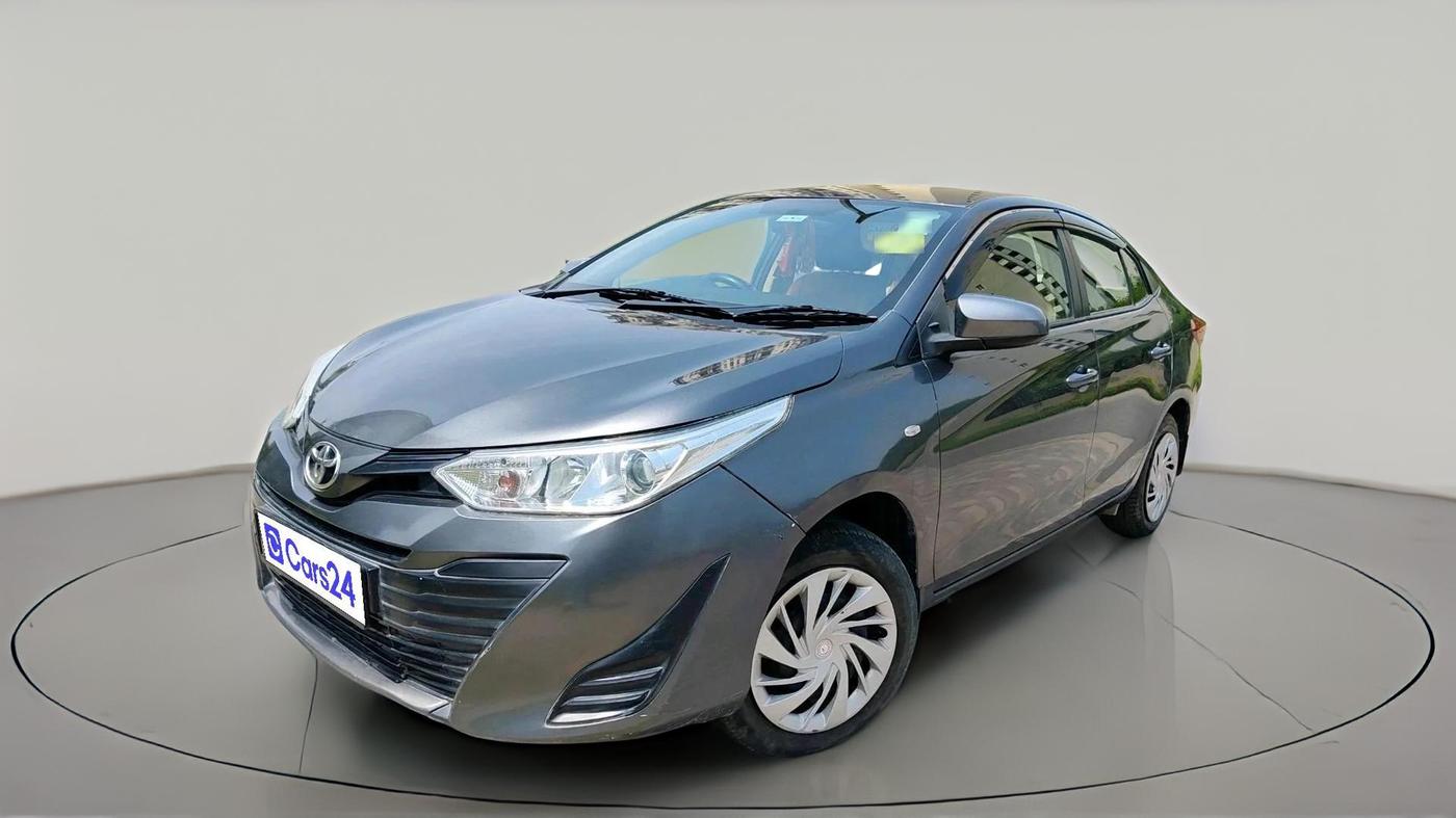 2018 Toyota YARIS J CVT, Petrol, Automatic, 1,00,098 km, exterior