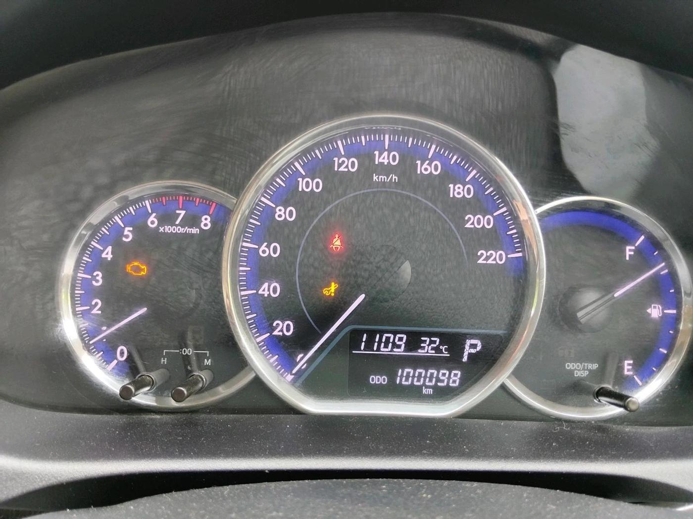 2018 Toyota YARIS J CVT, Petrol, Automatic, 1,00,098 km, interior