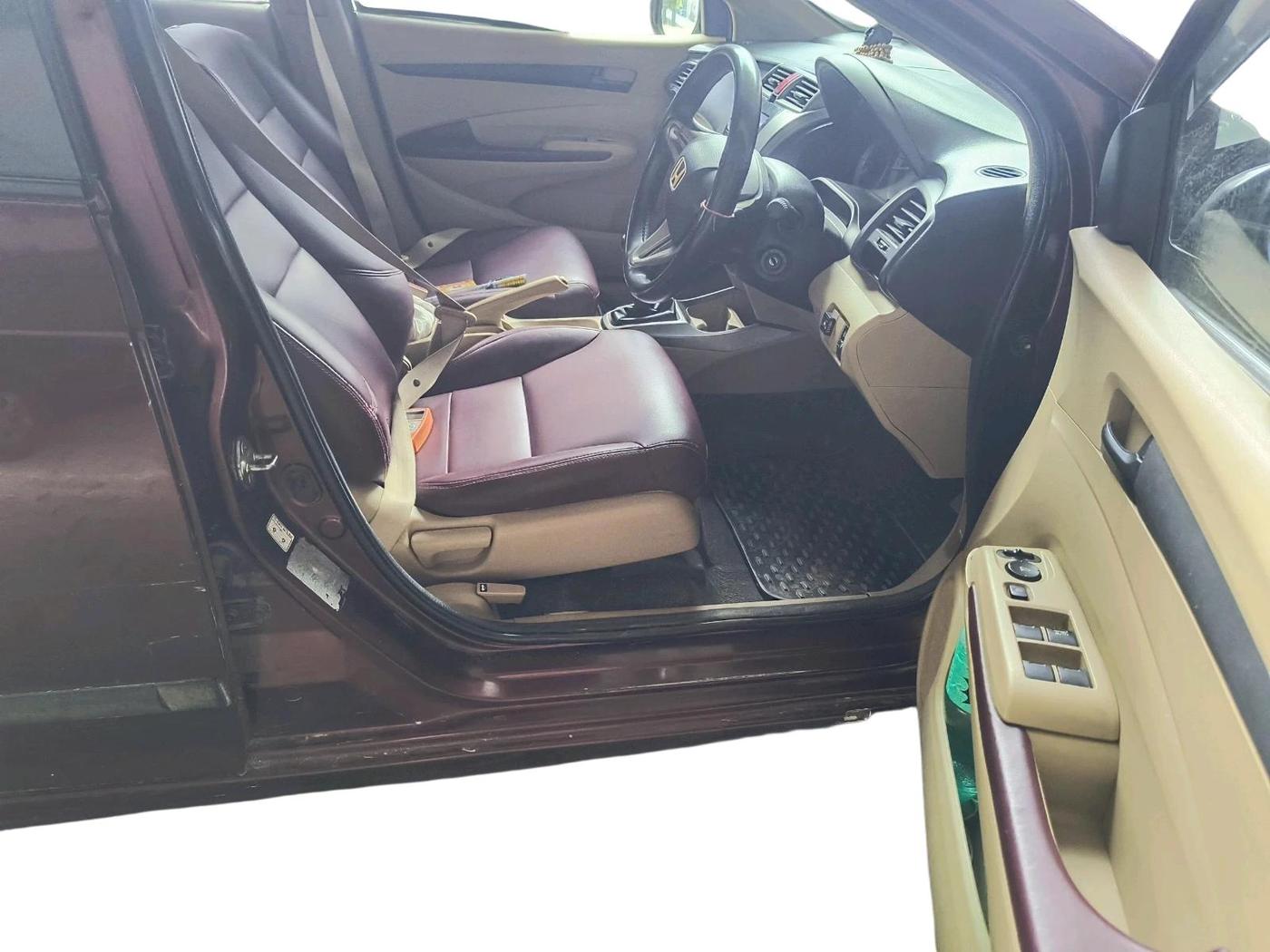 2012 Honda City 1.5L I-VTEC E MT, CNG, Manual, 99,443 km, interior