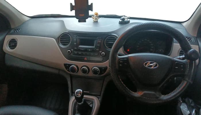 2015 Hyundai Xcent S 1.2, Petrol, Manual, 1,11,646 km, interior