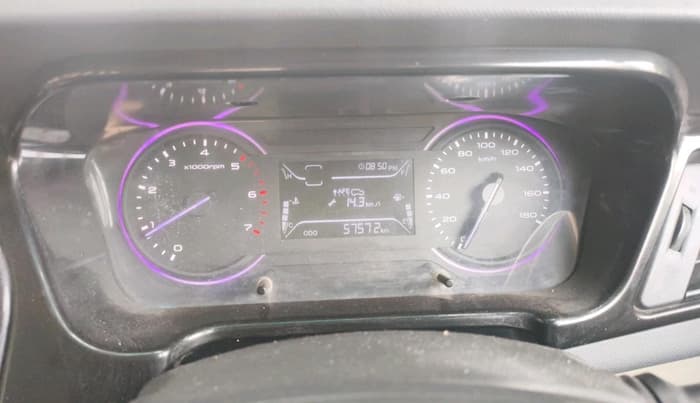 2019 Mahindra MARAZZO M2 8 STR, Diesel, Manual, 57,572 km, interior