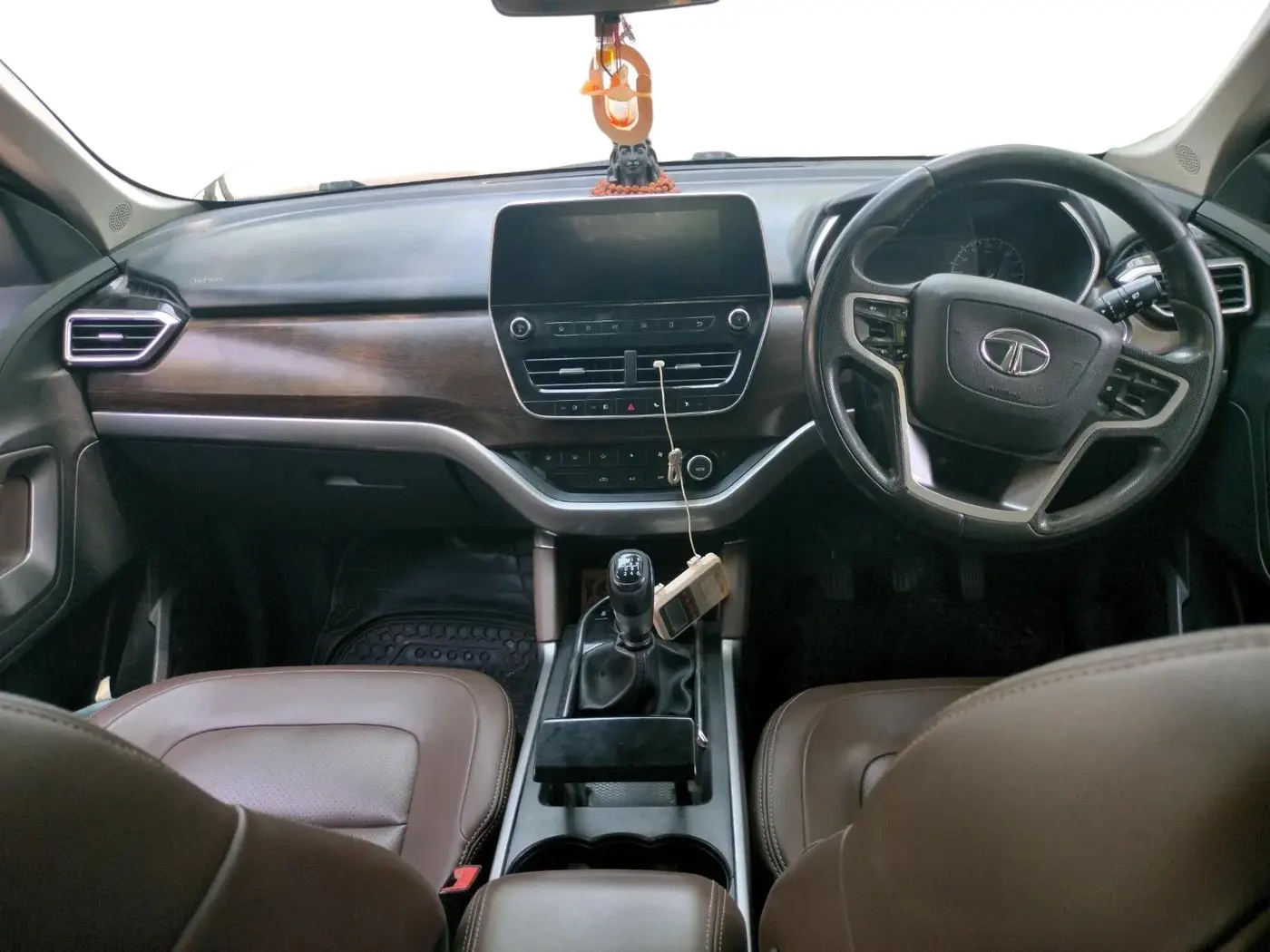 2019 Tata Harrier XZ 2.0L, Diesel, Manual, 1,19,798 km, interior