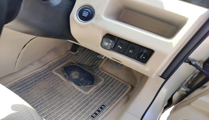 2015 Maruti Ciaz ZXI, CNG, Manual, 1,25,205 km, interior