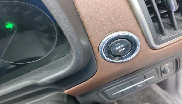 2023 Mahindra SCORPIO-N Z8 L DIESEL AT 2WD 6 STR, Diesel, Automatic, 1,02,568 km, interior