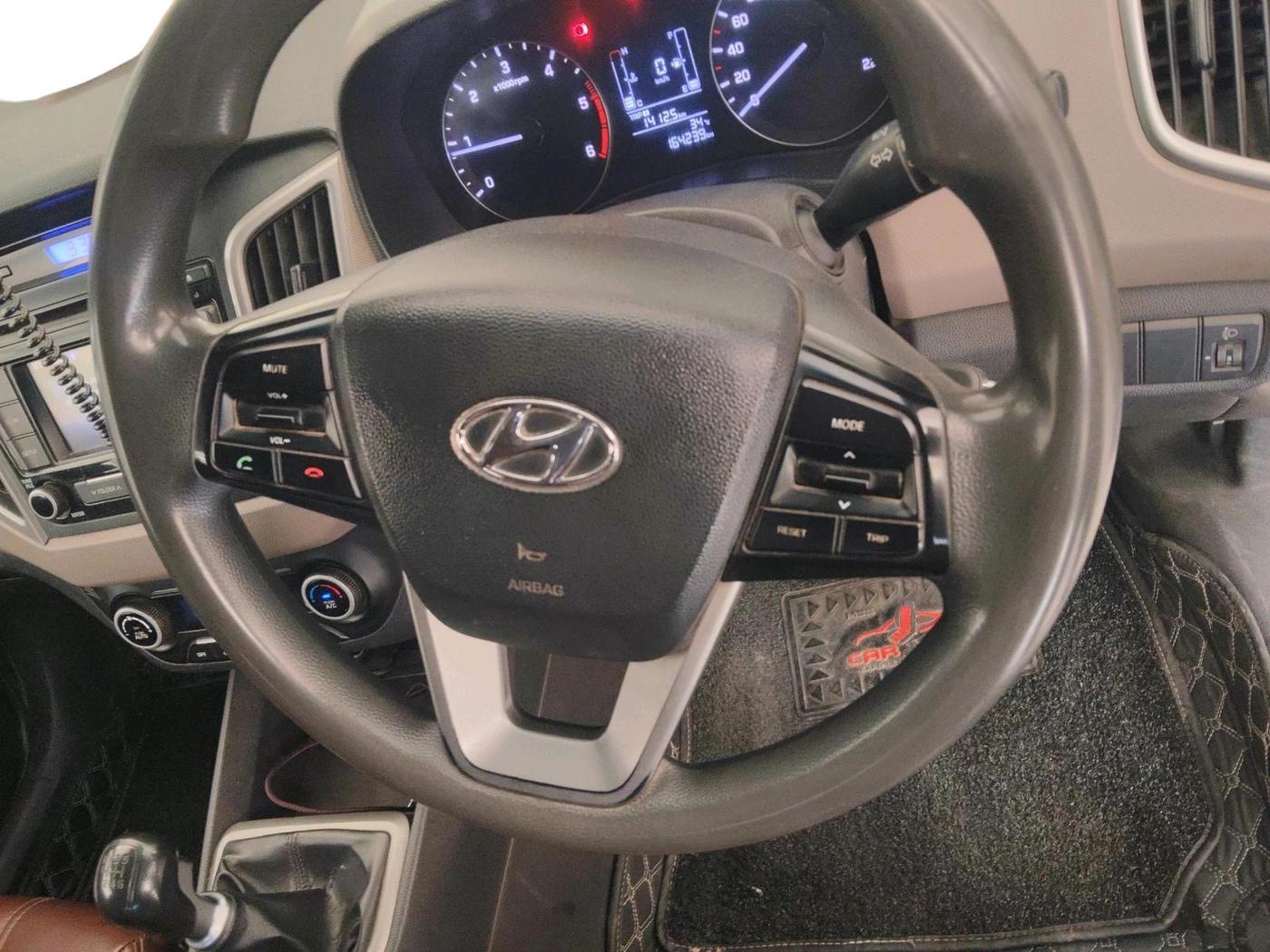 2017 Hyundai Creta SX 1.6 DIESEL, Diesel, Manual, 1,64,239 km, interior