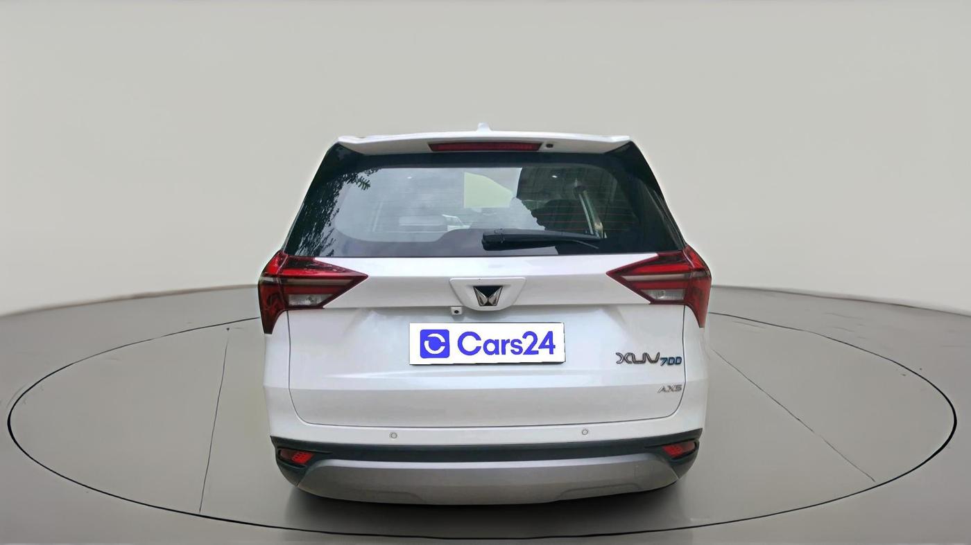 2024 Mahindra XUV700 AX 5 P MT 7 STR, Petrol, Manual, 28,321 km, exterior
