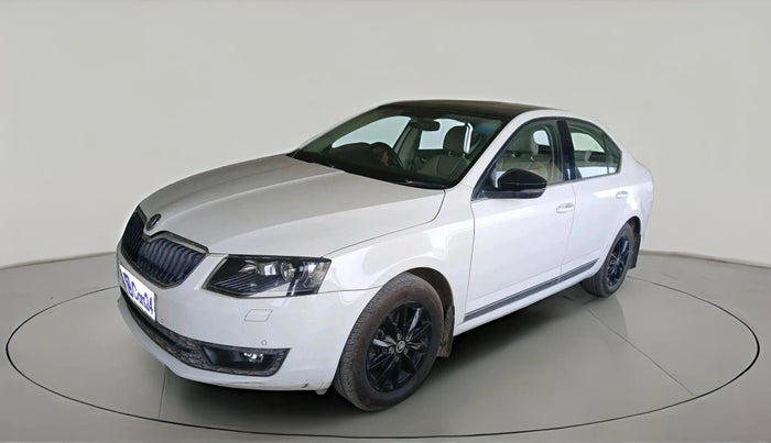 2017 Skoda Octavia STYLE PLUS AT 1.8 TSI, Petrol, Automatic, 49,383 km, exterior