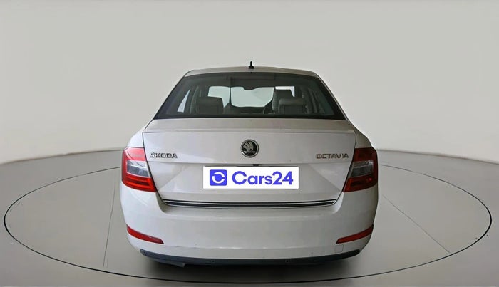 2017 Skoda Octavia STYLE PLUS AT 1.8 TSI, Petrol, Automatic, 49,383 km, exterior