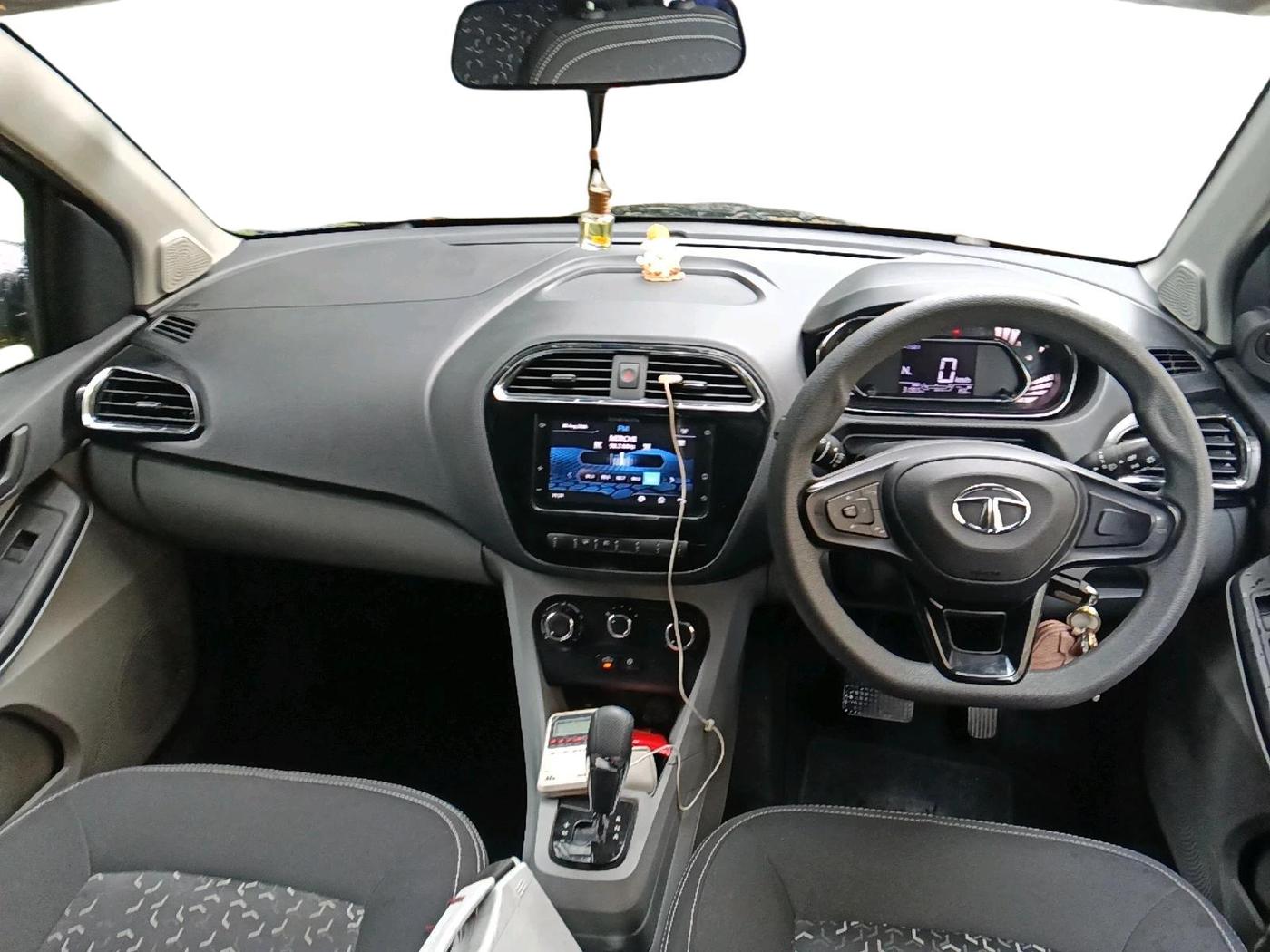 2022 Tata Tiago XZA PETROL, Petrol, Automatic, 31,365 km, interior