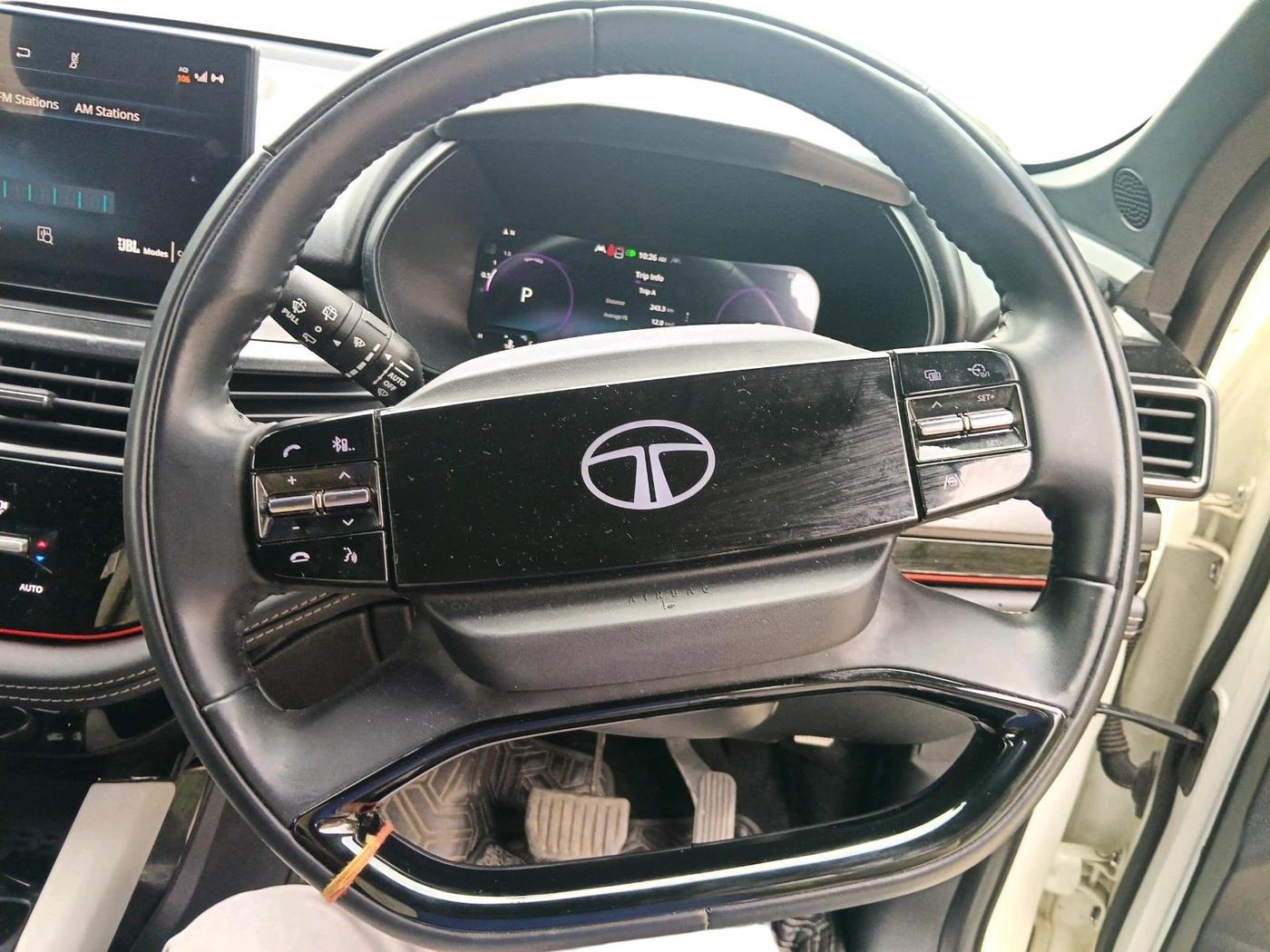 2024 Tata Harrier FEARLESS PLUS DUAL TONE AT, Diesel, Automatic, 22,764 km, interior
